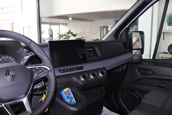 Renault Master 17 of 22