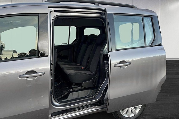 Mercedes-Benz Citan Tourer 8 of 10