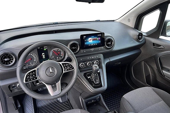 Mercedes-Benz Citan Tourer 2 of 10