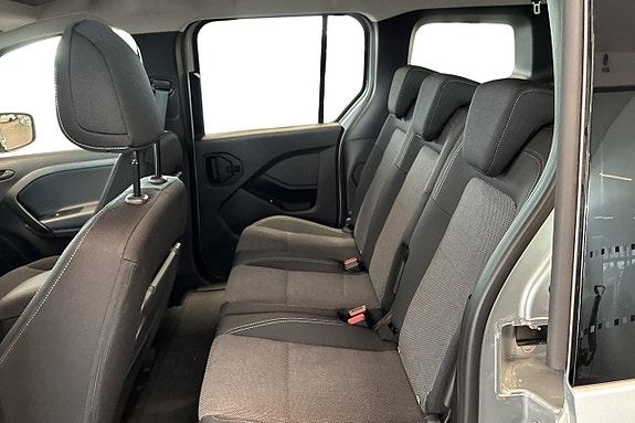 Mercedes-Benz Citan Tourer 9 of 26