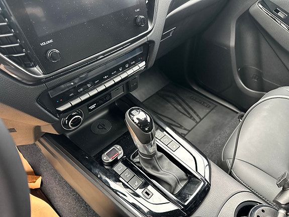 Isuzu D-max 11 of 13