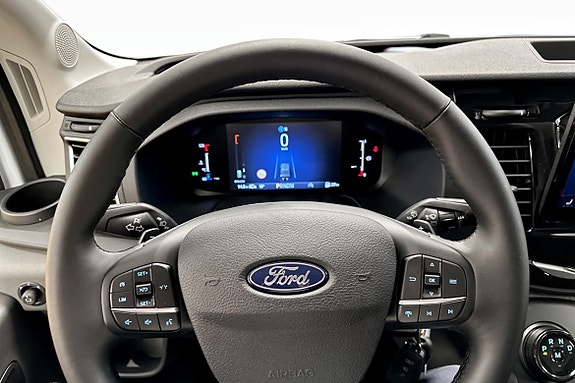 Ford Transit 7 of 9