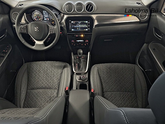 Suzuki Vitara 10 of 18