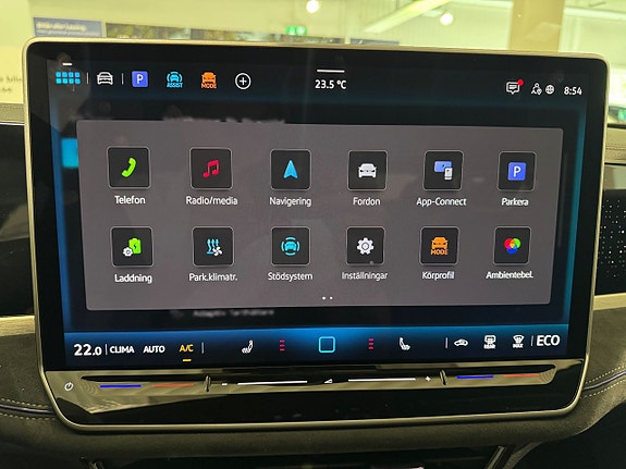 Volkswagen Passat 15 of 24