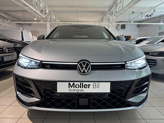 Volkswagen Passat 23 of 24