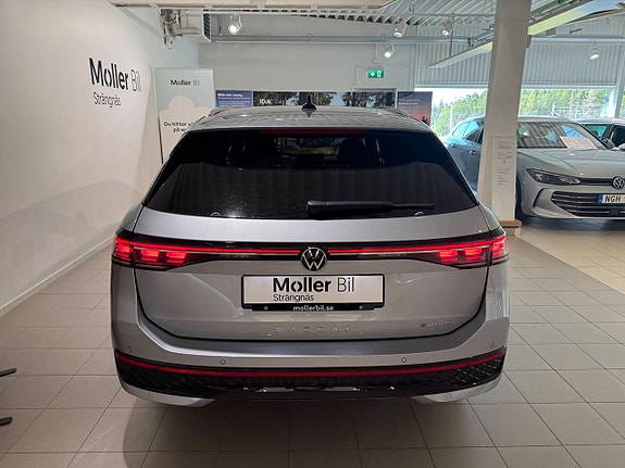 Volkswagen Passat 4 of 5