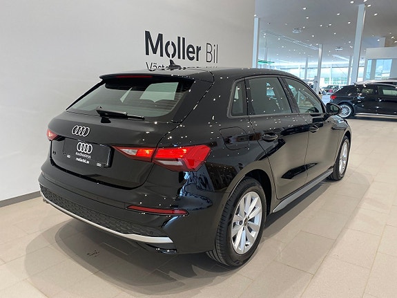 Audi A3 4 of 5