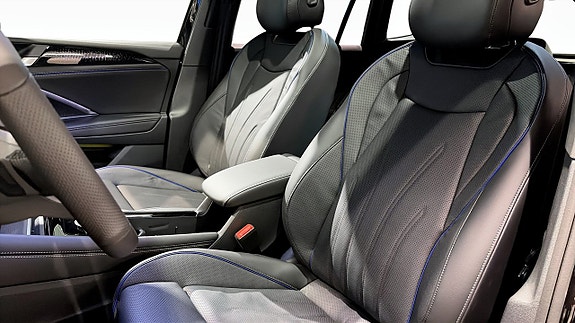 Volkswagen Tiguan 8 of 15