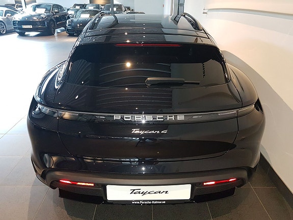 Porsche Taycan 4 14 of 14