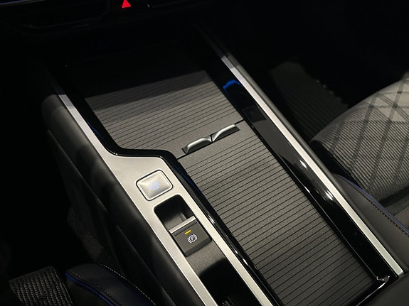 Volkswagen Passat 27 of 29