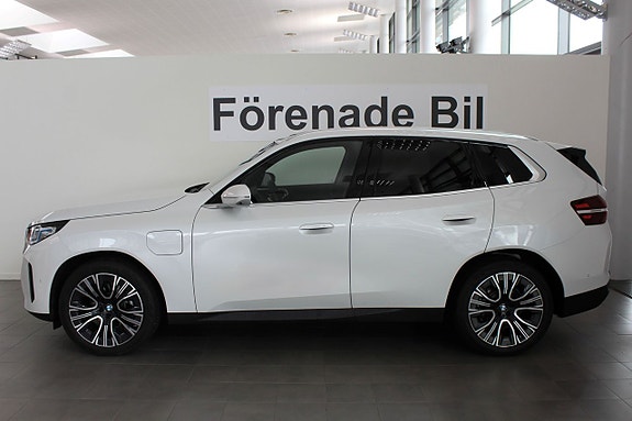 BMW X3 2 of 5