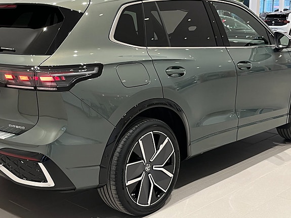 Volkswagen Tiguan 7 of 23