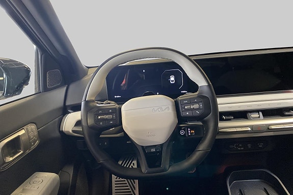 Kia EV4 12 of 20