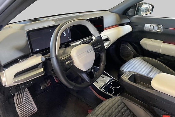 Kia EV4 10 of 20