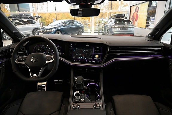 Volkswagen Touareg 13 of 30