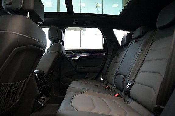 Volkswagen Touareg 29 of 30