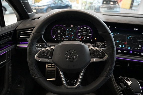 Volkswagen Touareg 14 of 30