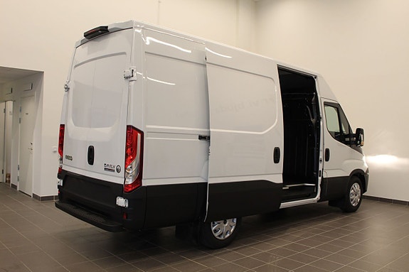 Iveco Daily 3 of 5