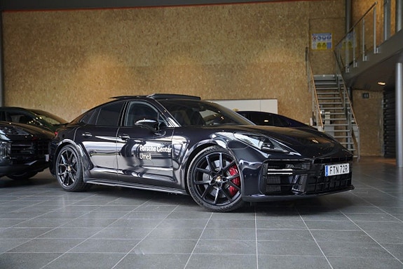 Porsche Panamera 4S