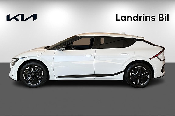 Kia EV6 4 of 5
