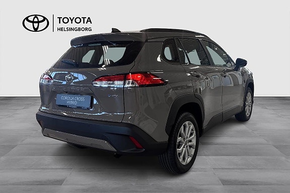 Toyota Corolla Cross 5 of 16