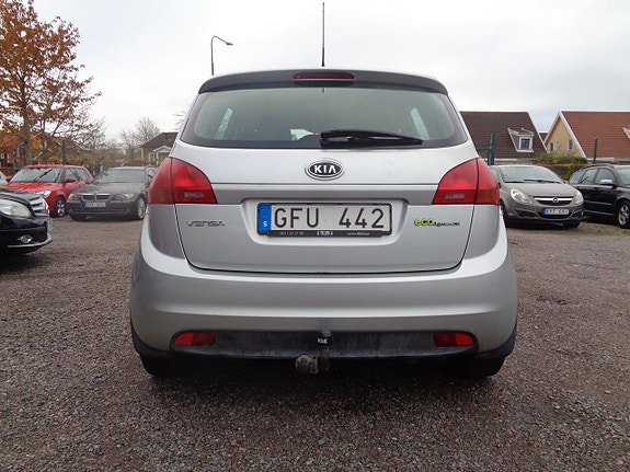 Kia Venga 4 of 5