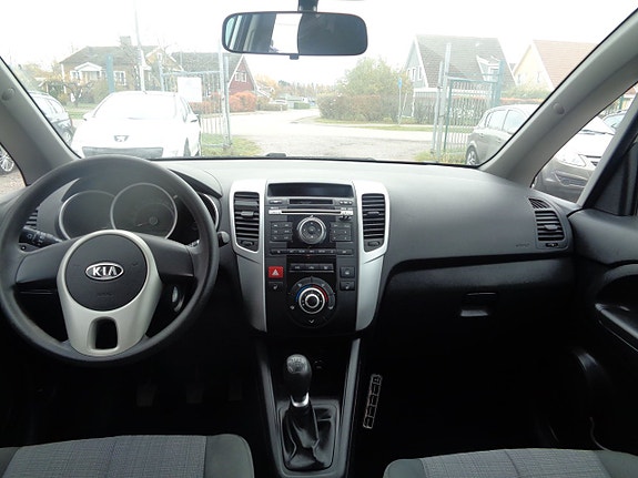 Kia Venga 14 of 17