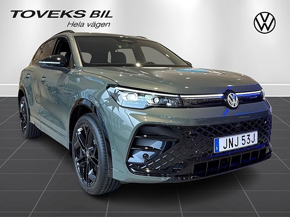 Volkswagen Tiguan 6 of 25