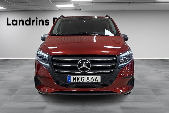 Mercedes-Benz Vito 119 2 of 5