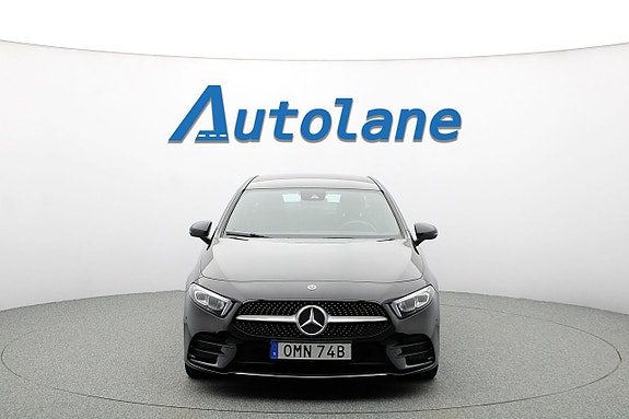 Mercedes-Benz A200 4 of 5