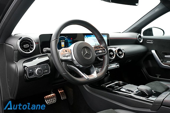 Mercedes-Benz A200 14 of 26