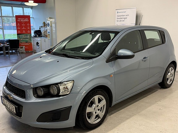 Chevrolet Aveo 4 of 5