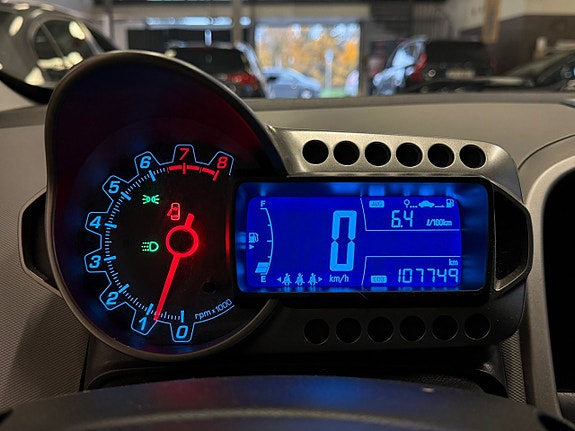 Chevrolet Aveo 13 of 20
