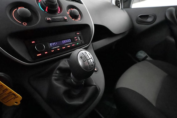 Renault Kangoo Express 13 of 18