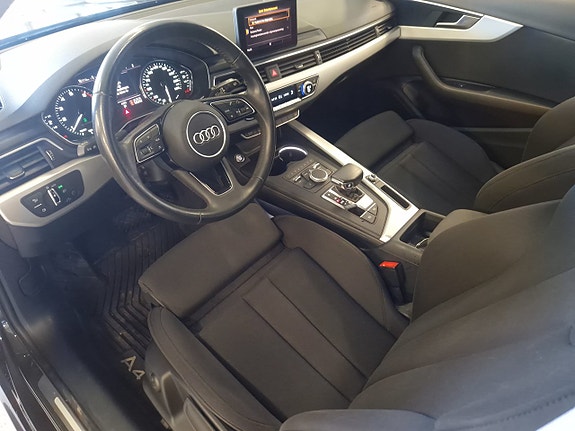 Audi A4 20 of 30