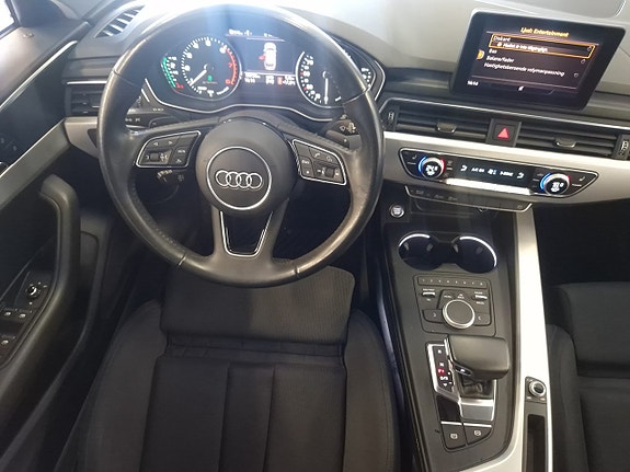 Audi A4 26 of 30