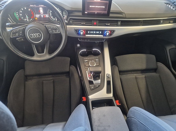 Audi A4 16 of 30