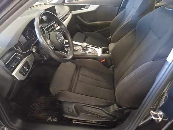 Audi A4 19 of 30