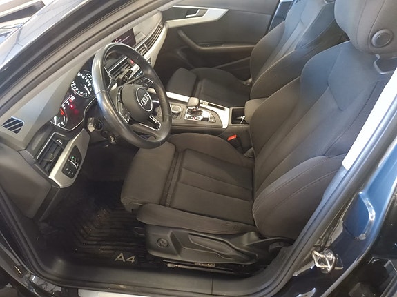 Audi A4 21 of 30
