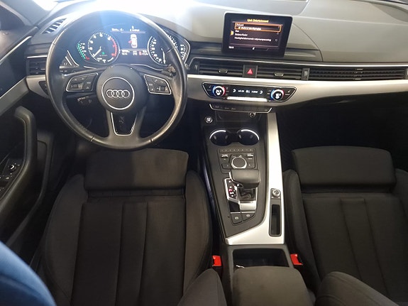 Audi A4 25 of 30