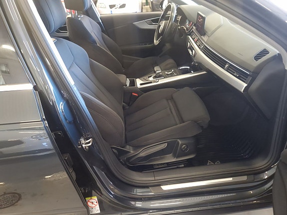 Audi A4 27 of 30