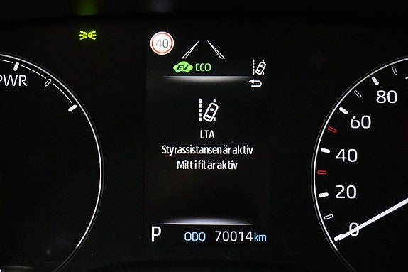Toyota Yaris 23 of 26