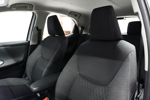 Toyota Yaris 8 of 26
