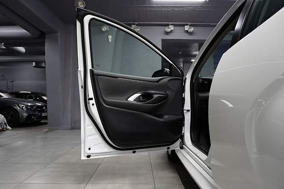 Toyota Yaris 6 of 26