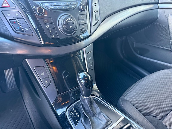 Hyundai i40 12 of 14