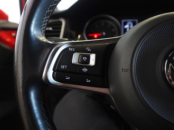 Volkswagen Golf I 16 of 19