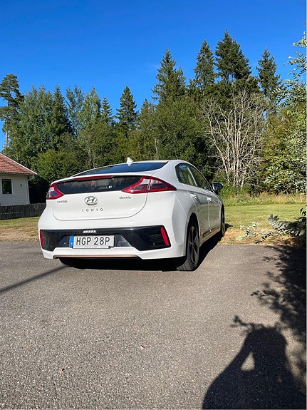 Hyundai IONIQ 4 of 5