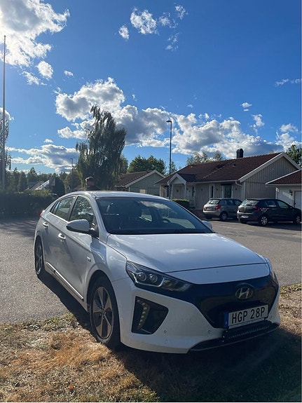 Hyundai IONIQ 5 of 5