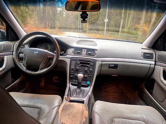 Volvo S80 13 of 25