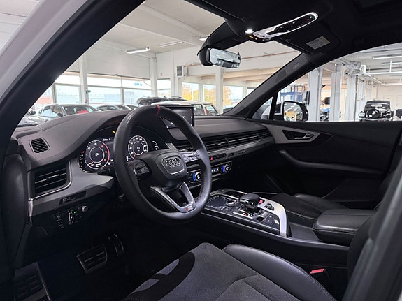 Audi Q7 23 of 29
